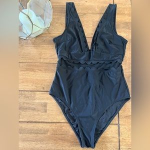 CUPSHE black one-piece with scallop detail
